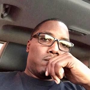 Meet your Posher, Lawrence